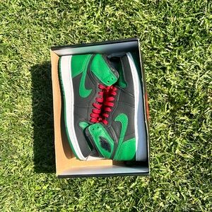 Air Jordan 1 Pine Green 2.0